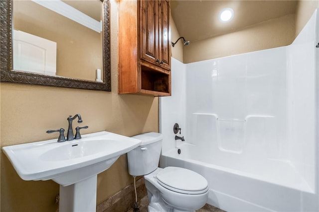 full bathroom with sink, toilet, shower / bath combination, and crown molding