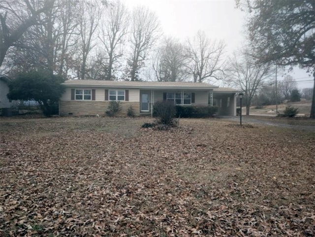 single story home featuring covered porch