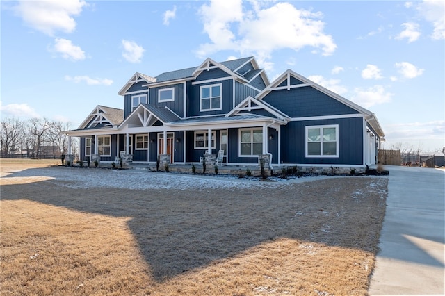 craftsman inspired home featuring a porch