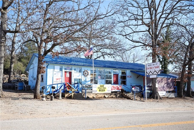 view of front of home