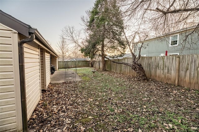 view of yard with a patio area