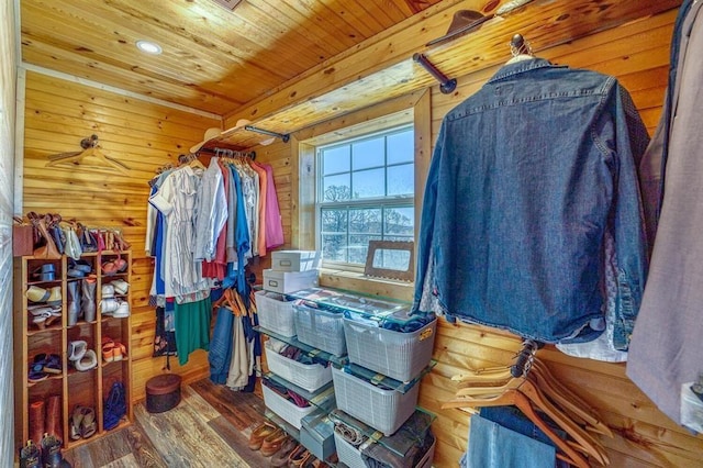 spacious closet with wood-type flooring