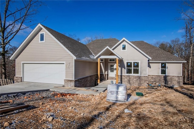 craftsman-style house featuring a garage