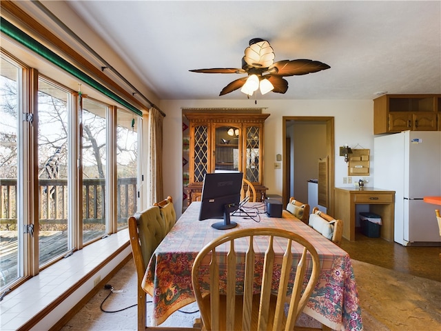 dining area featuring ceiling fan