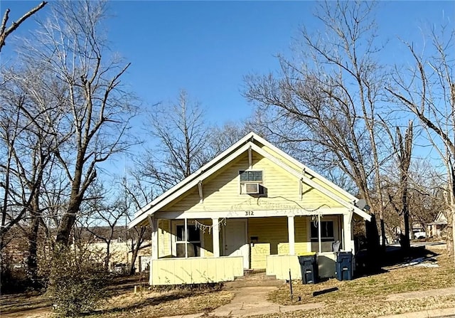 view of front of house with covered porch