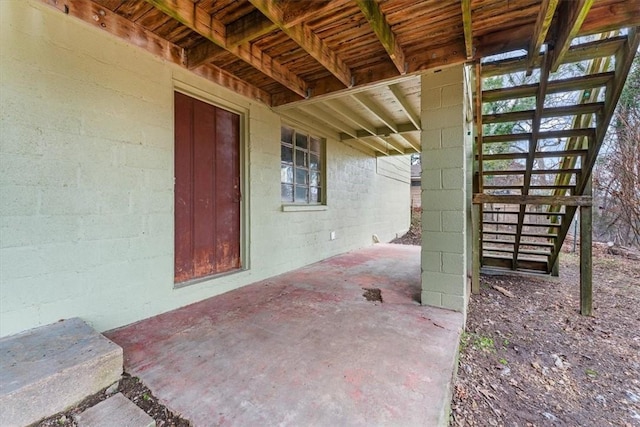 55 Ridgeway Ave, Eureka Springs, AR 72632 - view of patio with stairway