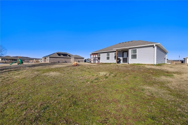 exterior space featuring a lawn