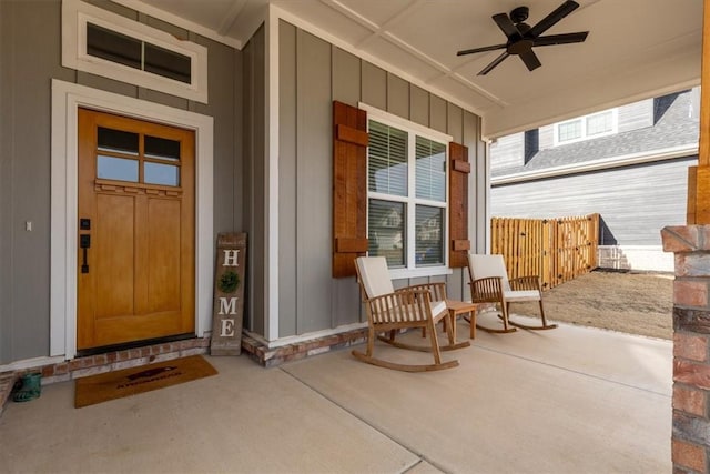 property entrance featuring a porch and ceiling fan