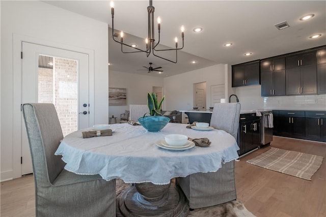 dining space featuring visible vents, recessed lighting, a ceiling fan, and light wood-style floors