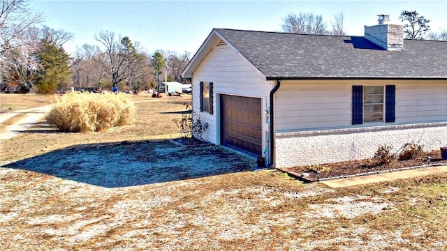 3001 Waukesha Rd, Siloam Springs, AR 72761 - garage with driveway
