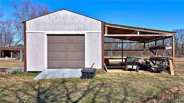 3001 Waukesha Rd, Siloam Springs, AR 72761 - view of detached garage