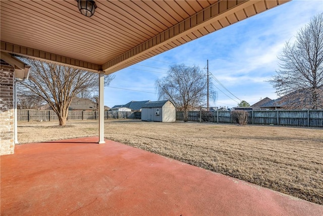 view of patio featuring a storage unit