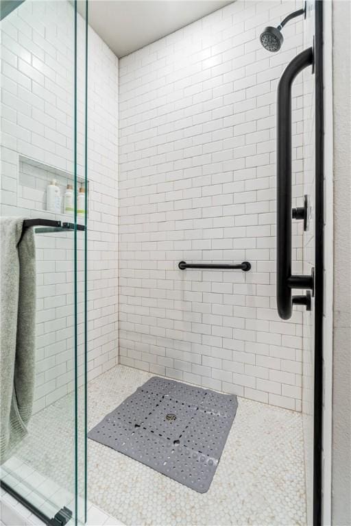 bathroom with walk in shower