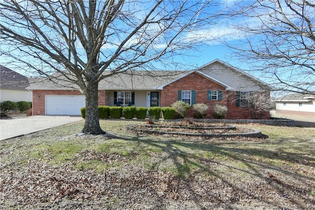 single story home featuring a garage