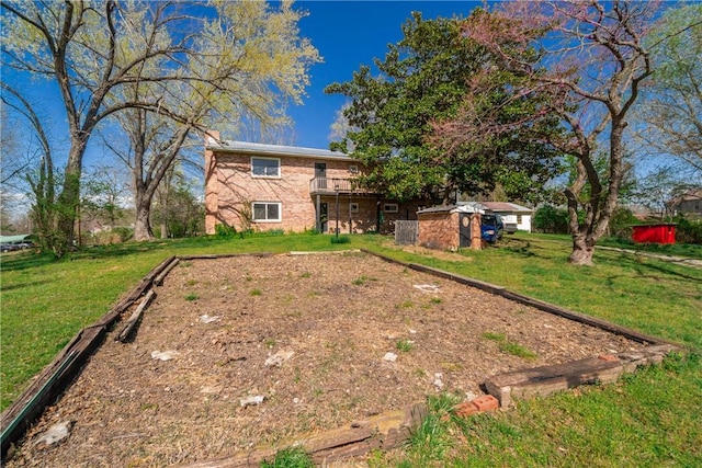 exterior space with a lawn