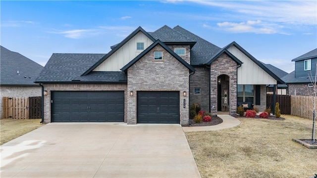 view of front facade with a garage