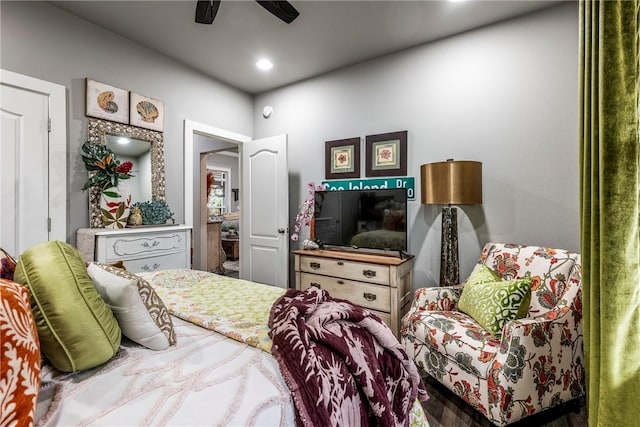 bedroom featuring ceiling fan