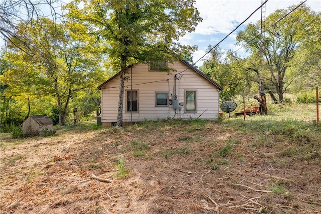 view of side of home