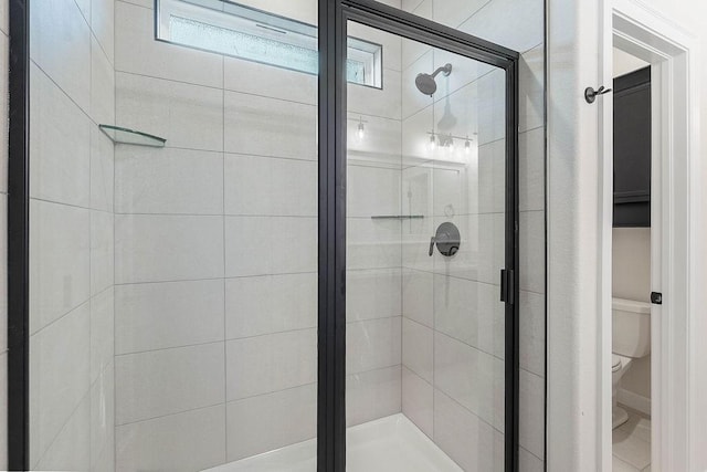 1815 Bugg St, Pea Ridge, AR 72751 - bathroom with toilet and a shower stall
