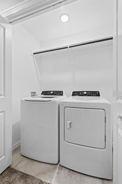 2649 W Everest Ave, Rogers, AR 72758 - laundry room with separate washer and dryer