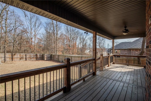 deck with ceiling fan