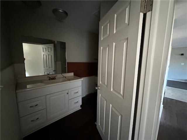 bathroom featuring vanity