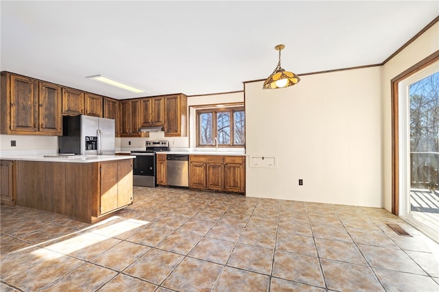 kitchen with light tile patterned floors, appliances with stainless steel finishes, light countertops, under cabinet range hood, and a sink