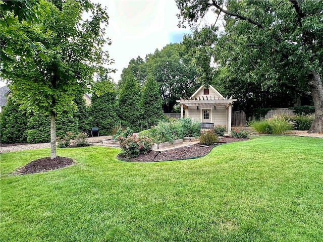 view of yard with a pergola