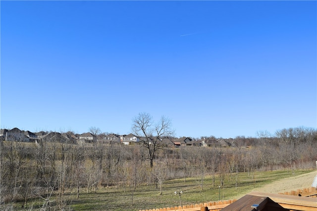 view of yard with a residential view