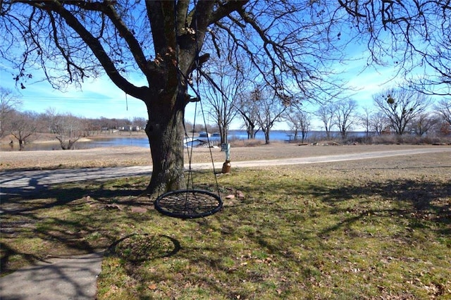 view of yard with a water view