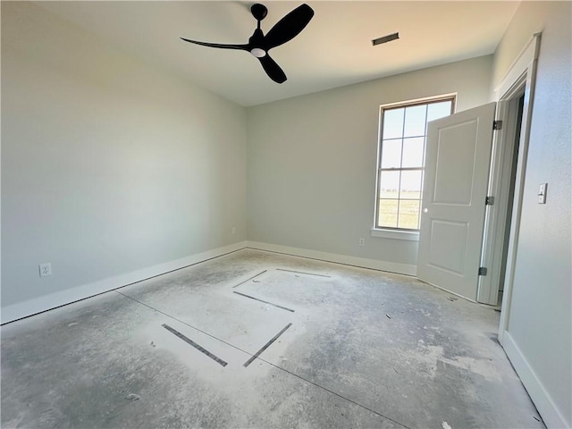 2550 Peterson Rd, Gentry, AR 72734 - unfurnished room with visible vents, ceiling fan, and baseboards