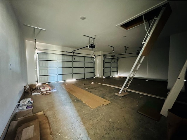 2550 Peterson Rd, Gentry, AR 72734 - garage with a garage door opener