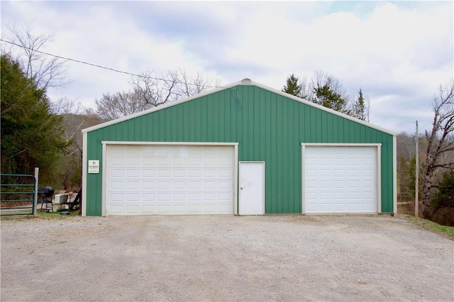 view of detached garage