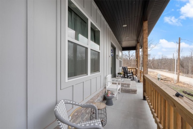 view of patio / terrace with a porch