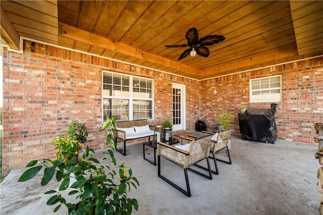 view of patio featuring outdoor lounge area and a ceiling fan