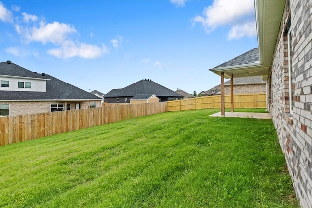 1804 Charles St, Pea Ridge, AR 72751 - fenced backyard featuring a patio