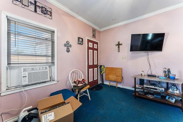 interior space with visible vents, cooling unit, carpet flooring, crown molding, and baseboards