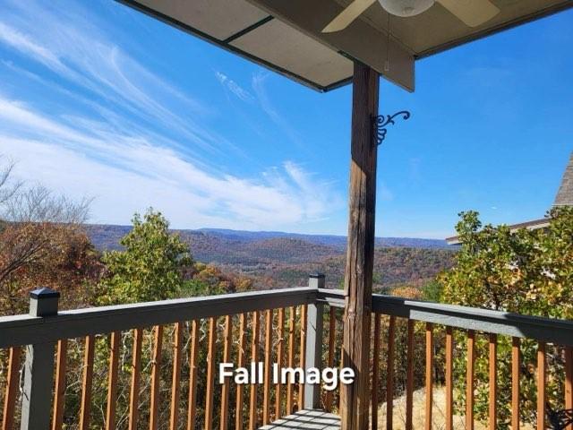 balcony with a ceiling fan