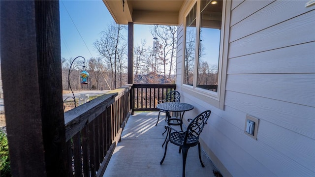 balcony featuring a porch