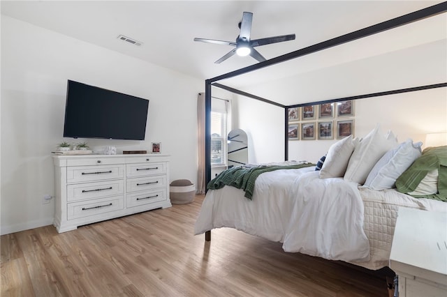 11526 Giles Rd, Farmington, AR 72730 - bedroom with light wood-style floors and a ceiling fan
