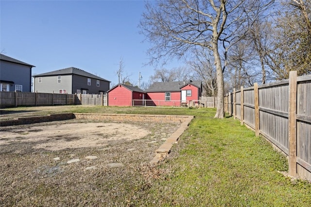 view of yard featuring a fenced backyard