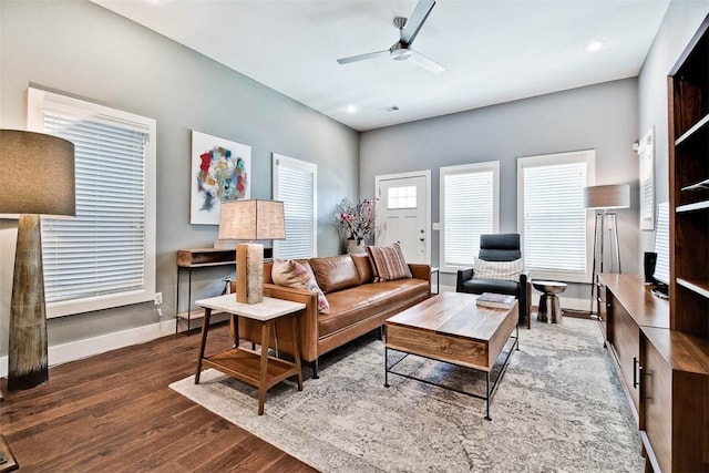 living room with recessed lighting, baseboards, wood finished floors, and a ceiling fan