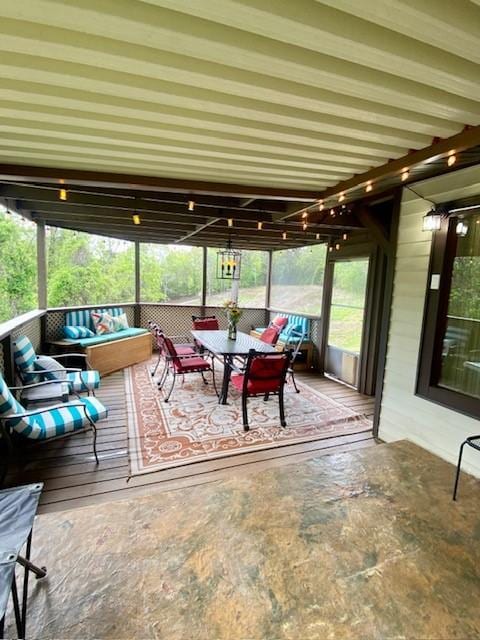 view of sunroom / solarium