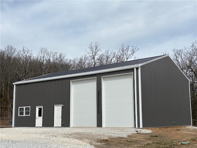 view of detached garage