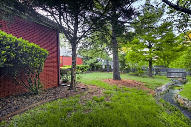 2356 N Primrose Ln, Fayetteville, AR 72703 - view of yard featuring fence