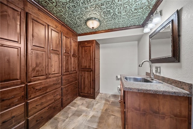 21621 Vista Shores Dr, Garfield, AR 72732 - bathroom with an ornate ceiling, toilet, and vanity