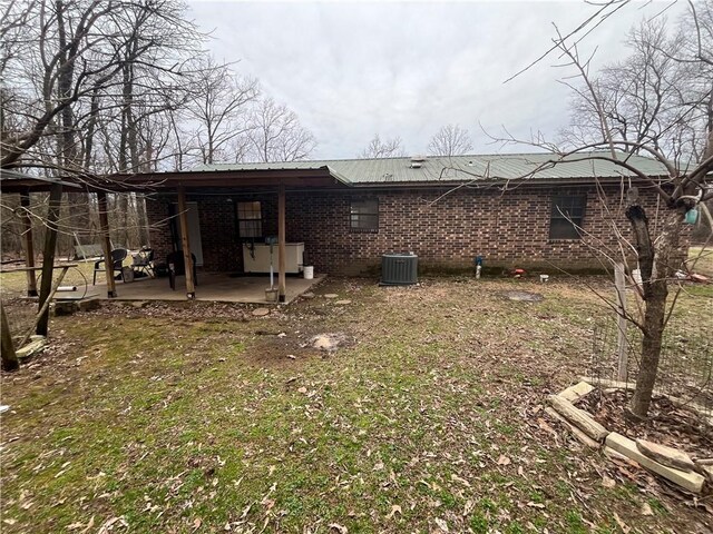 10310 Honeysuckle Rd, Belleville, AR 72824 - photo 20