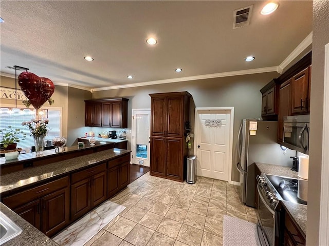 102 Buffalo St, Clarksville, AR 72830 - photo 4