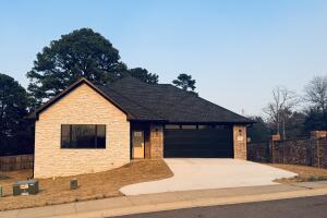 145 Harbor Cir, Russellville, AR 72802 - photo 3