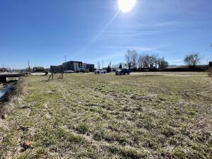LOT2-B E Parkway Dr, Russellville, AR 72802 - photo 7
